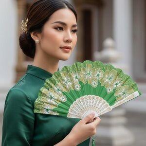 ✨NEW Elegant Green Floral Hand Fan 🪭 9”